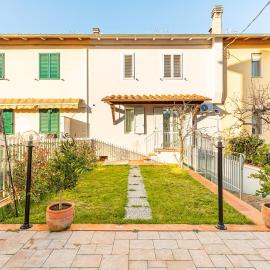 Holiday House Giuliana