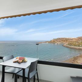 Ocean wave retreat