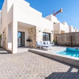 Chalet con Piscina, hotel in Orihuela Costa