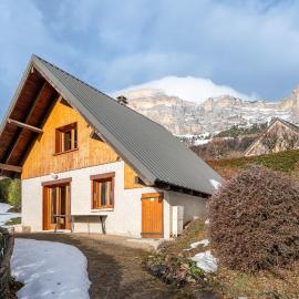 Chartrousin, hotel a Saint-Hilaire