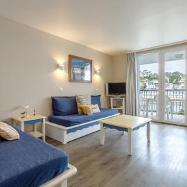 Appartement vue mer sur plage, hotel in Douarnenez