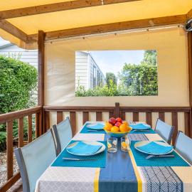 Mobilhome 4 personnes Ile d'Oleron, hotel in Saint-Denis-dʼOléron