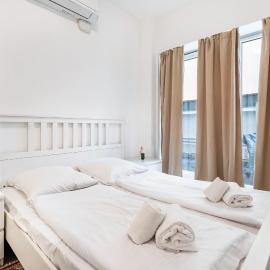 Aldars Urban Trio Suite Nr. 9
