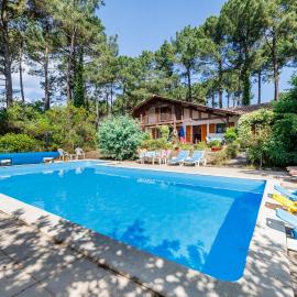 Maison entre Lac et Océan, hotel in Biscarrosse