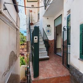 Ce Tour - Cetara Guest House, hotel in Cetara