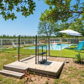 Lodge 5 - Domaine Des Landes, hotel i Lesperon