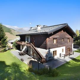 Chalet Sonne - Livigno, hotel in Livigno