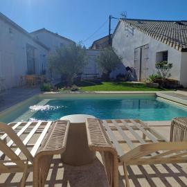 Maison dépaysante au calme Soyaux Angoulême, hotelli kohteessa Soyaux