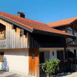 Ferienwohnung zum Hecher Klausi, hotell i Wackersberg
