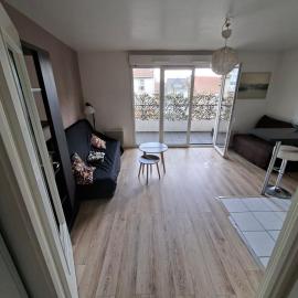 Studio proche rer e, hotel in Rosny-sous-Bois