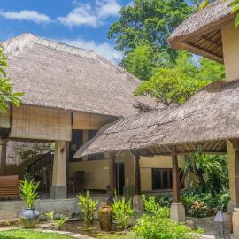 Villa Layangan - Two Bedrooms with Pool Access