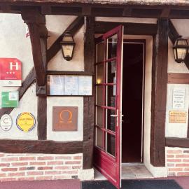 Auberge Du Cheval Blanc - Teritoria, hotel en Selles-Saint-Denis