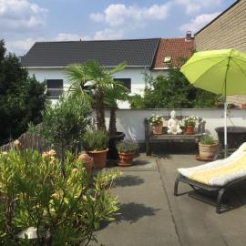 Ferienwohnung Beletage mit Terrasse, hotel in Neuwied