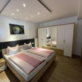 Ferienwohnung M Keller, Hotel in Hollfeld