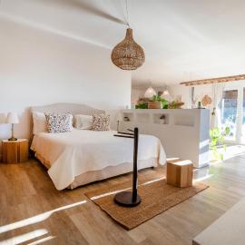 Suite in Villa Torto with pool