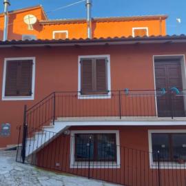 Il Focolare dei Sibillini, hotel en Visso