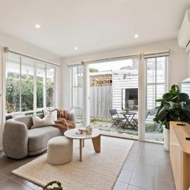 Galatea Residence Two Minutes to Beach
