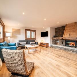 Chalet de la Joux, готель у місті Saint-Sigismond