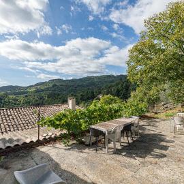 La Casita, hotel i Beauvène