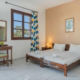 Frantzis studio 3 Nisyros