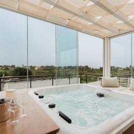 Casa Umeli with Jacuzzi and Sauna