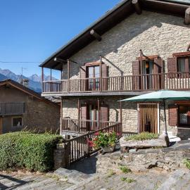 Casa Mauro con vista su Aosta