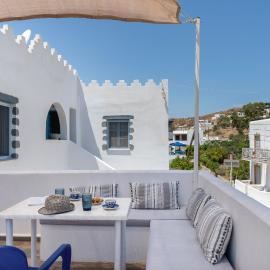 Pico Bello Patmos 30, hotel v mestu Patmos