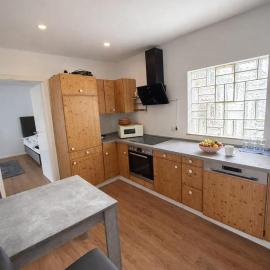 Frankfurt airport 4 bedroom apartment