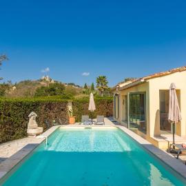 La Petite Maison Jaune