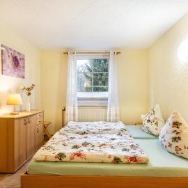 Ferienhaus in Wald- und Seenähe, hotel en Templin