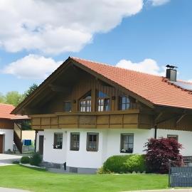 Ferienwohnung Familienglück, Hotel in Achslach