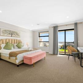 Luxury Spacious Family House Full of Love & Unity!, hotel en Wyndham Vale