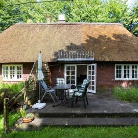 Ferienhaus Reetkate Breklum, hotel i Breklum