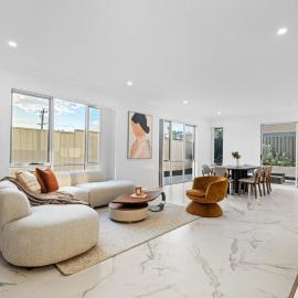 Art Residence - Luxury Coastal Stay in Hillarys