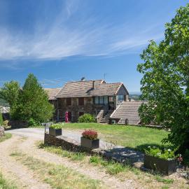 Les Gîtes du Mas Lachamp, hotel di Gravières