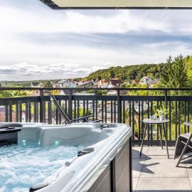 Egge Resort 7d mit Whirpool u Sauna, hotel in Altenbeken