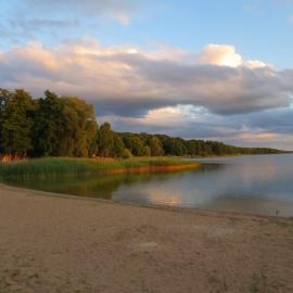 Strandhaus am Oberuckersee – hotel w mieście Warnitz