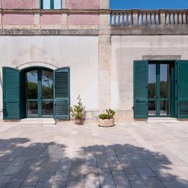 Villa Minioti Apartment A, hotelli kohteessa Arnesano