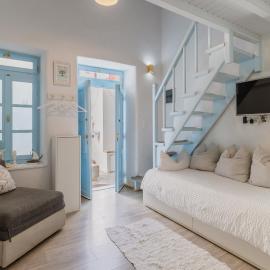 5-Bed Stylish Maisonette