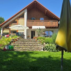 Haus im Grünen, hotel en Oederan