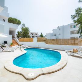 White suites 2