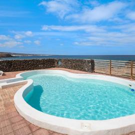 Playa Marina Eco Bungalow Arrieta