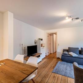 Strandnahes Ferienhaus, hotel in Dierhagen
