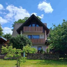 Ferienwohnung am Radweg, hotell i Zeitlofs