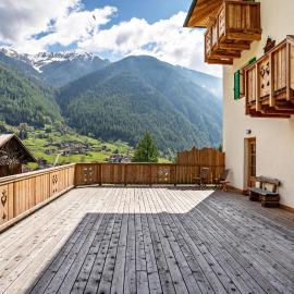 La Chiasa, hotel u gradu Rabi