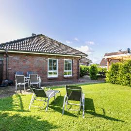 Ferienhaus Erlengrund B, hotelli kohteessa Schafstedt