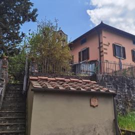 Villa Paradiso Julia, khách sạn ở Dicomano