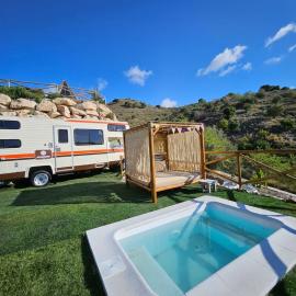Casa Caravana con vistas al mar, hotel a Málaga