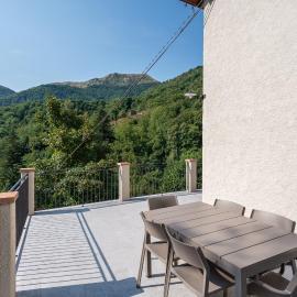 Charming Tuscan Stone House, hotel en Pescaglia