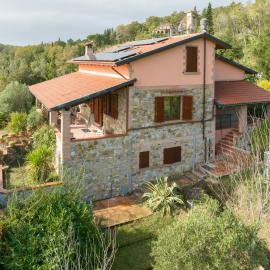 Casa Flora, Hotel in Monteverdi Marittimo